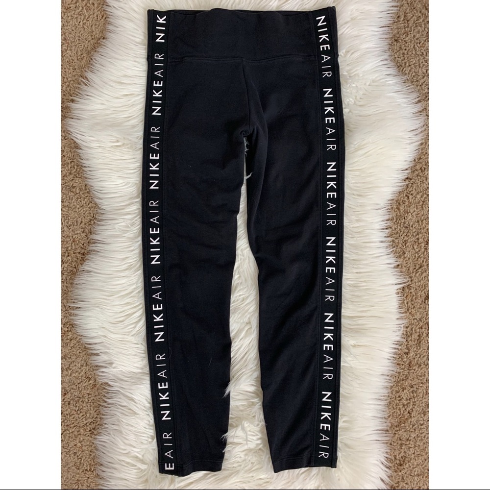 NIKE AIR tape athletic crop leggings